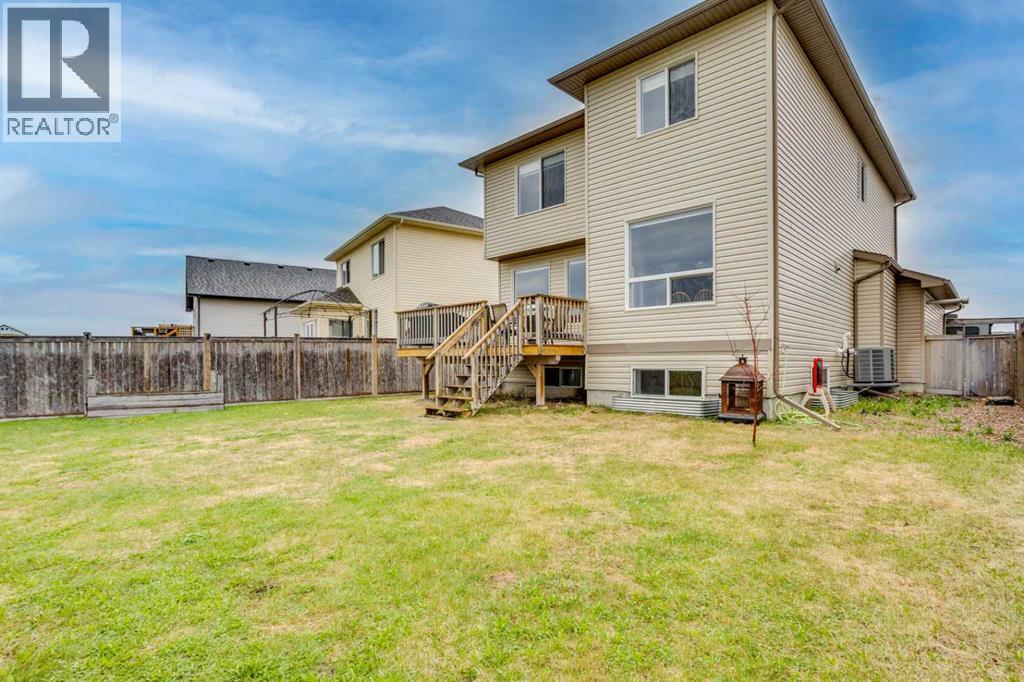 377 Walnut Crescent - 37