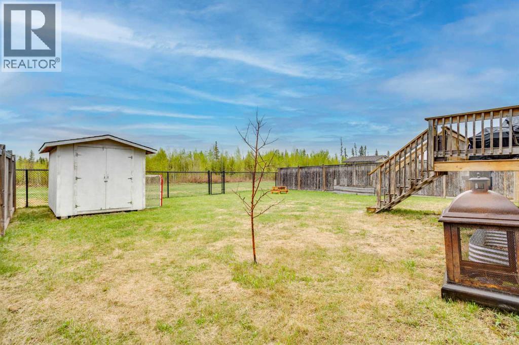 377 Walnut Crescent - 39