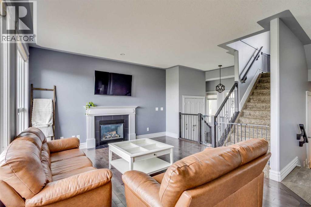 377 Walnut Crescent - 8