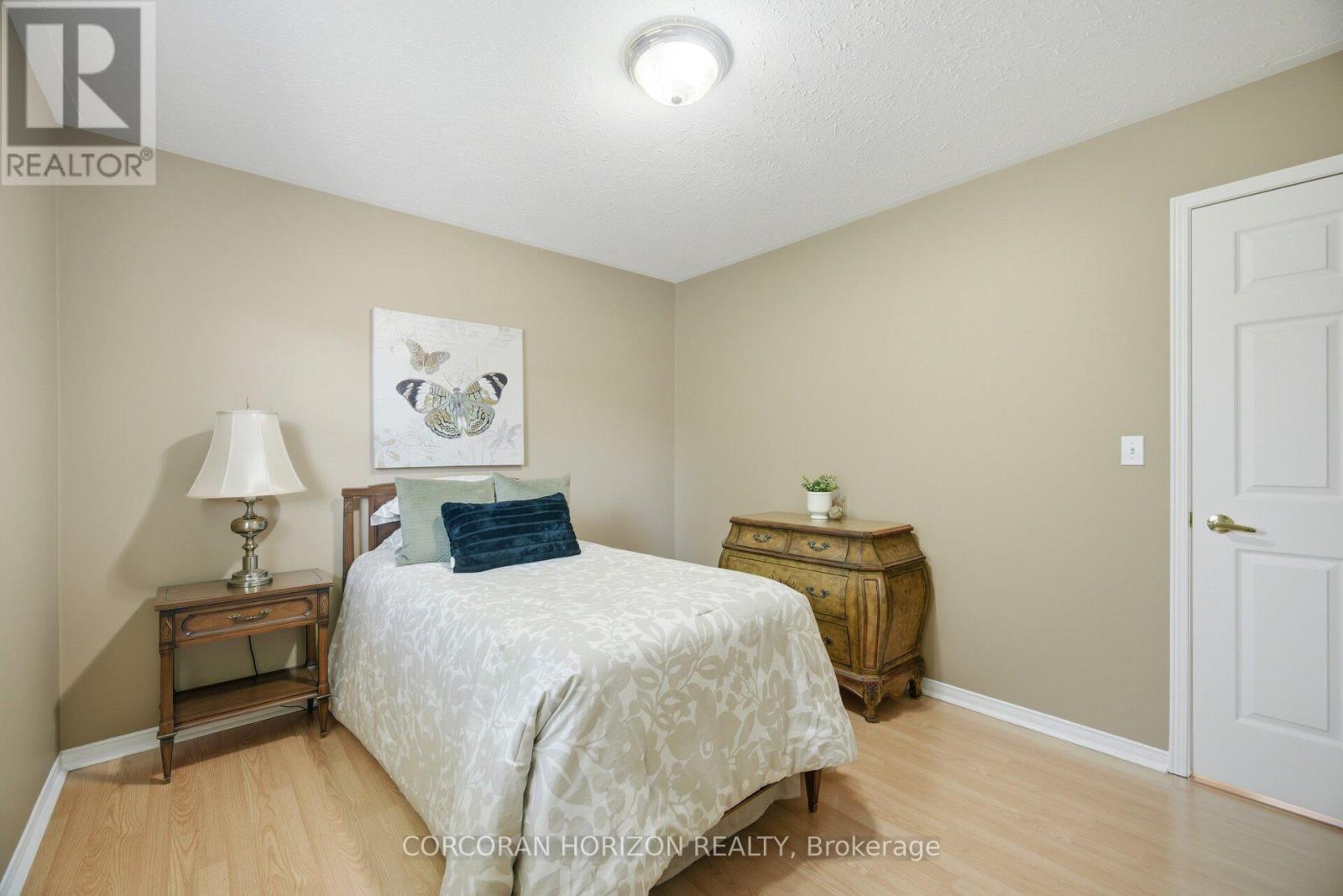 71 GRAYVIEW DRIVE - 20