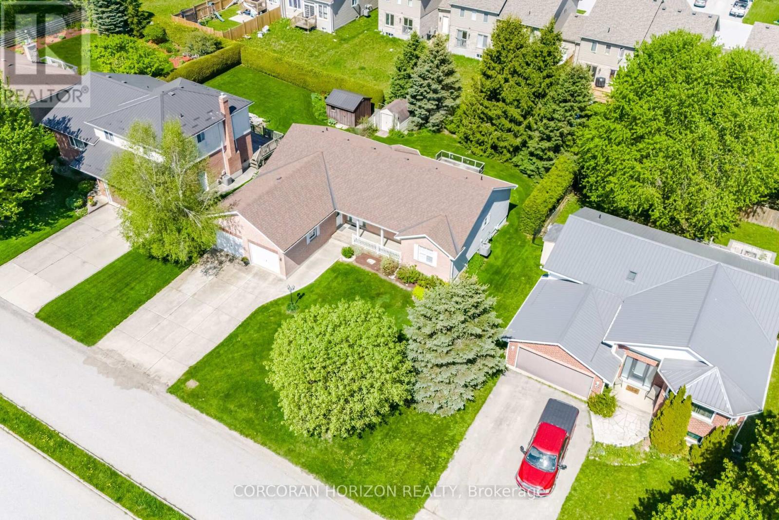 71 GRAYVIEW DRIVE - Image 3