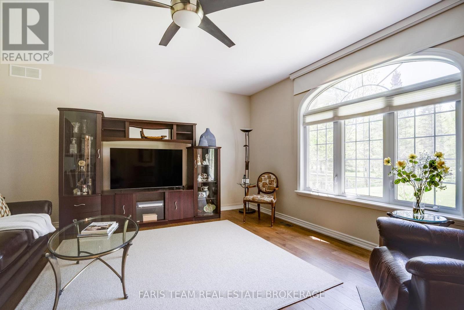 84 THOMPSON LANE - 19