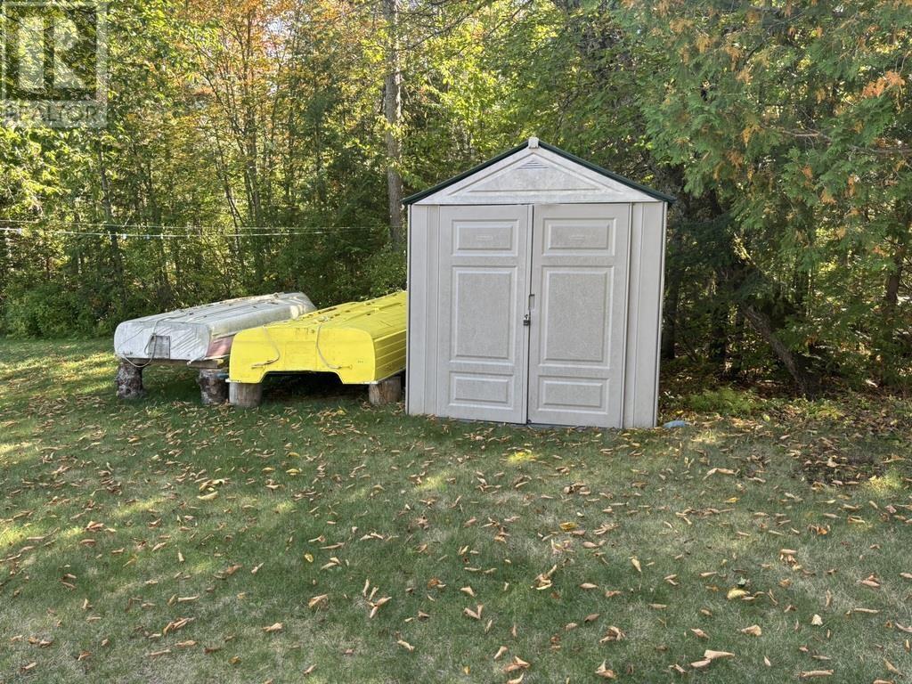 Lot 27 Devil's Lake - 17