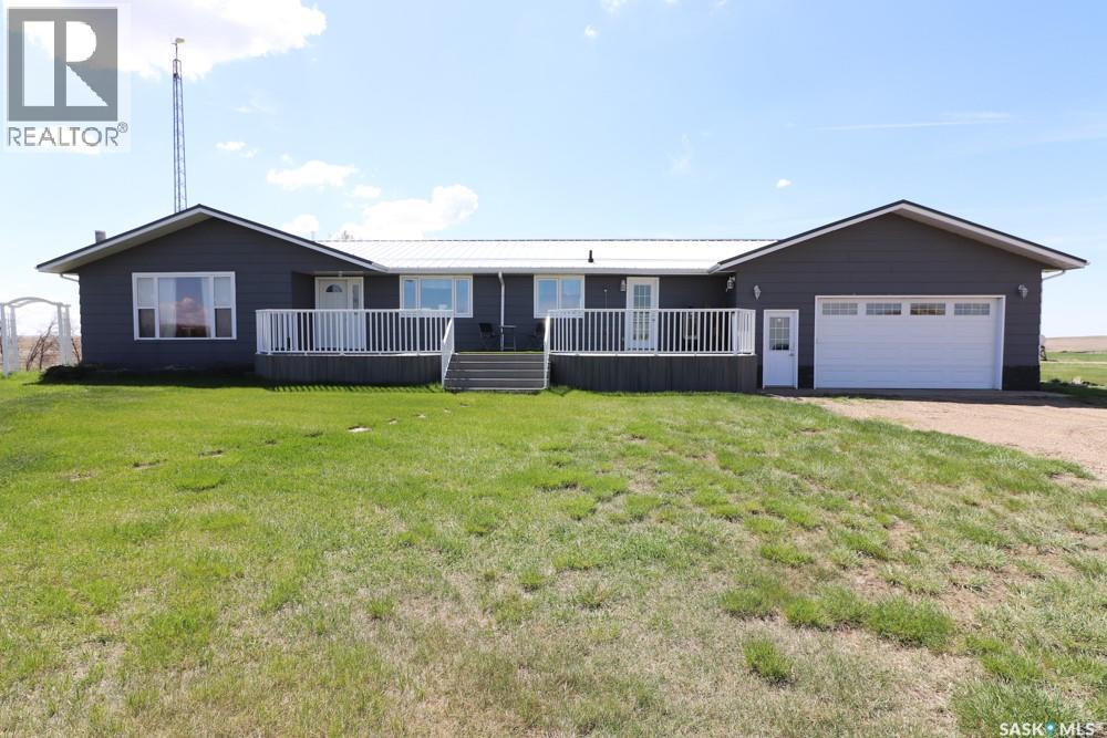 329344 Township Road 250 - 1