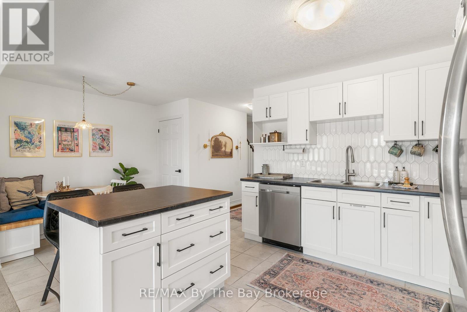 59 ARCHER AVENUE - 10