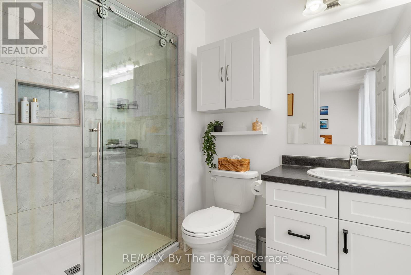 59 ARCHER AVENUE - 24