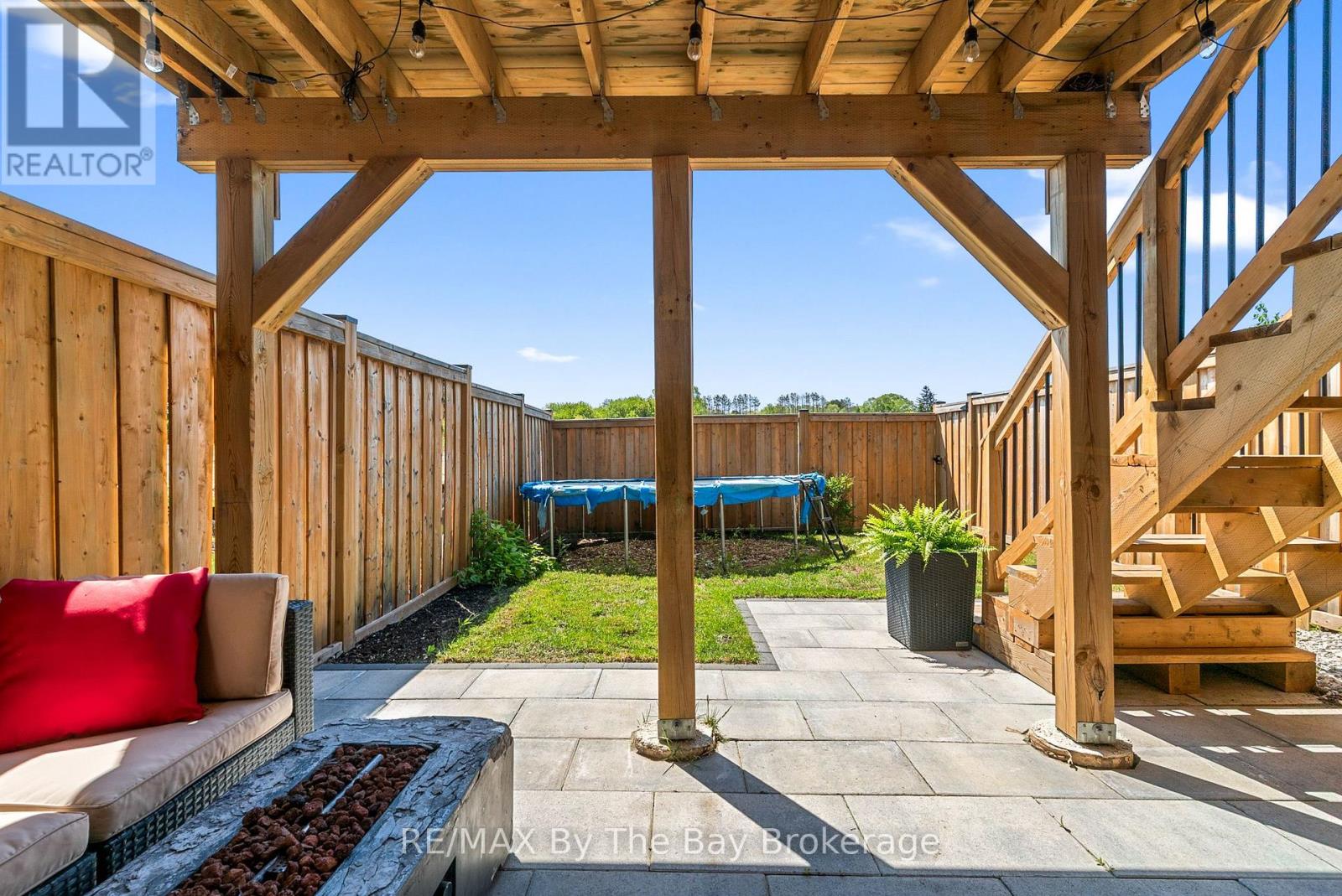 59 ARCHER AVENUE - 37