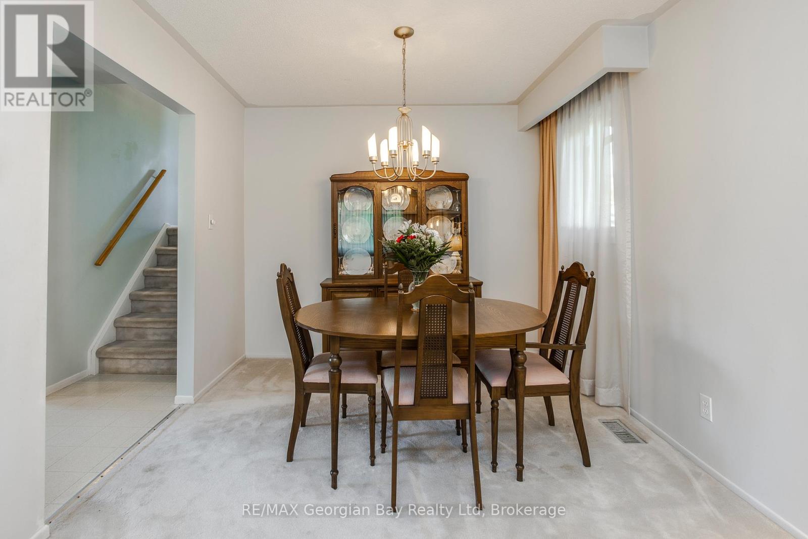 1010 GLEN EAGLES CRESCENT - 8