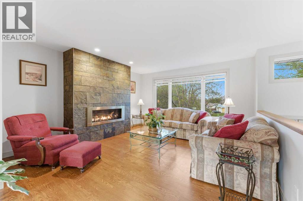 228 Cantrell Place SW - Image 2