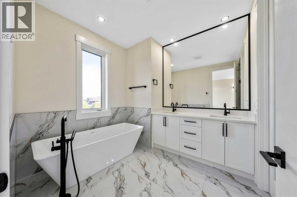 1419 42 Street SW - 21