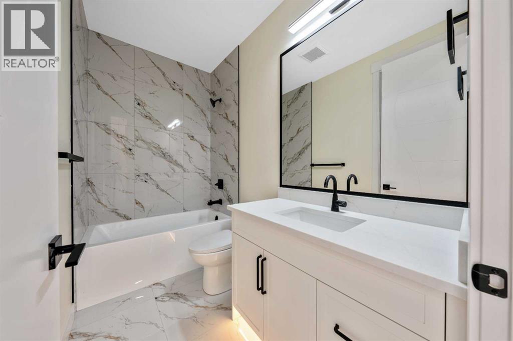 1419 42 Street SW - 23