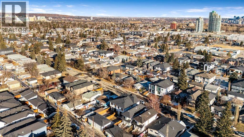 1419 42 Street SW - 43
