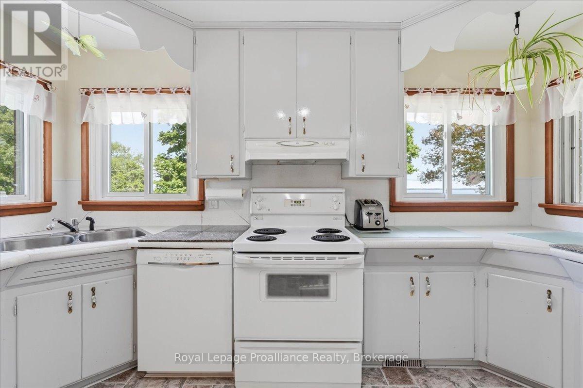 906 N BIG ISLAND ROAD - 15