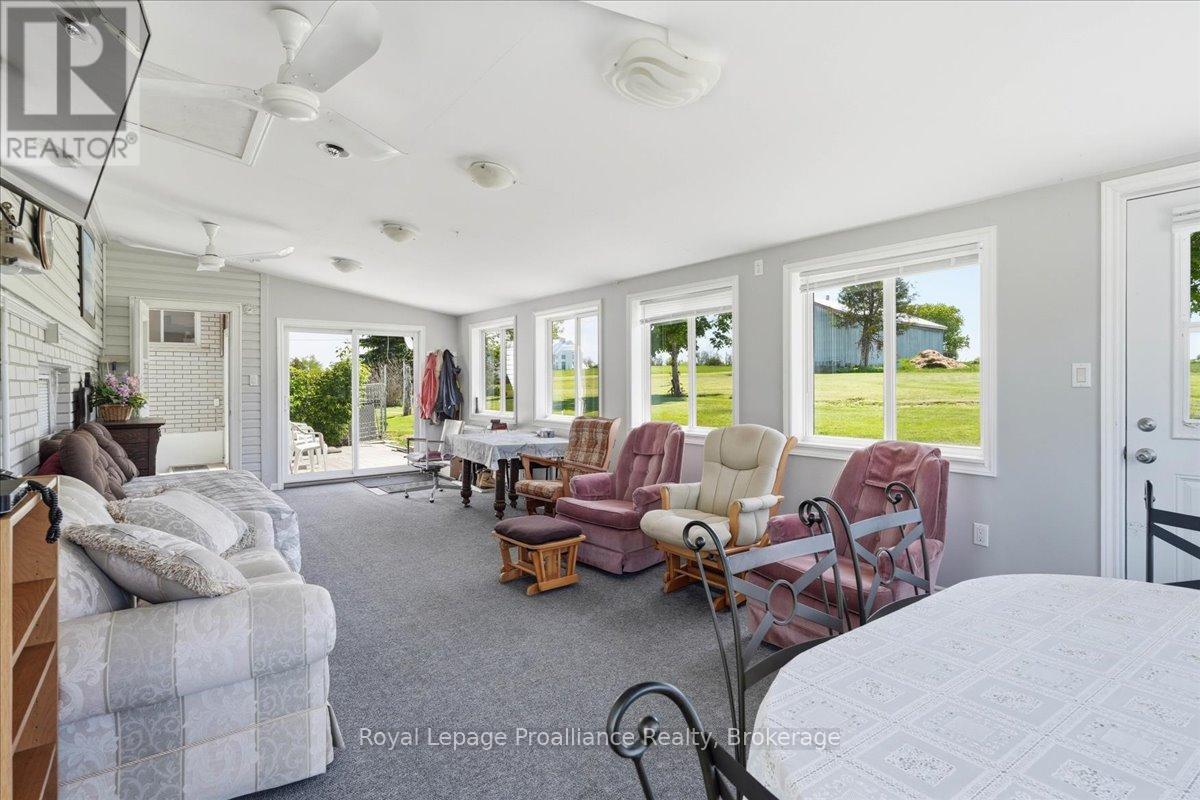 906 N BIG ISLAND ROAD - 24