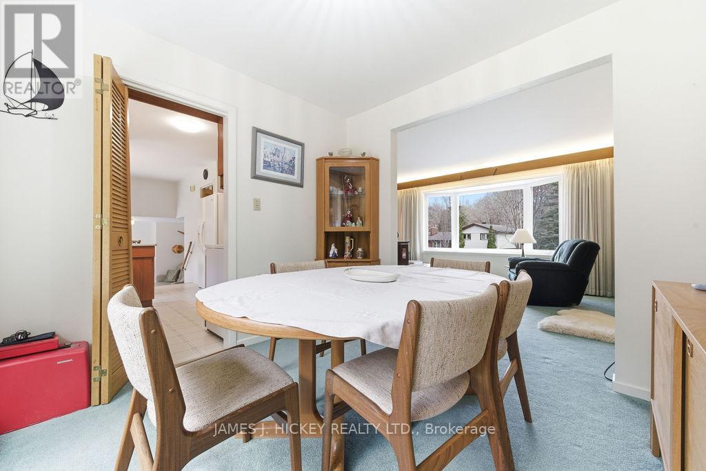250 THOMAS STREET - 16