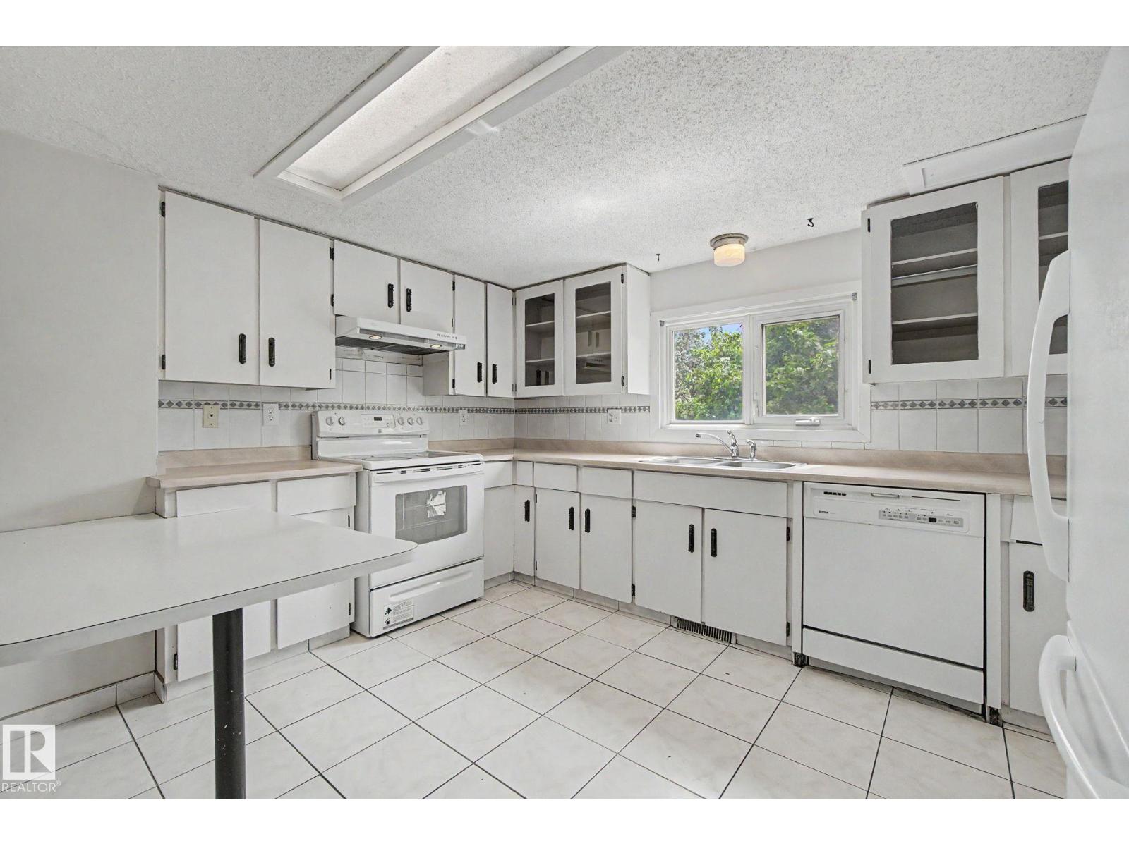11127 23A AV NW - 14