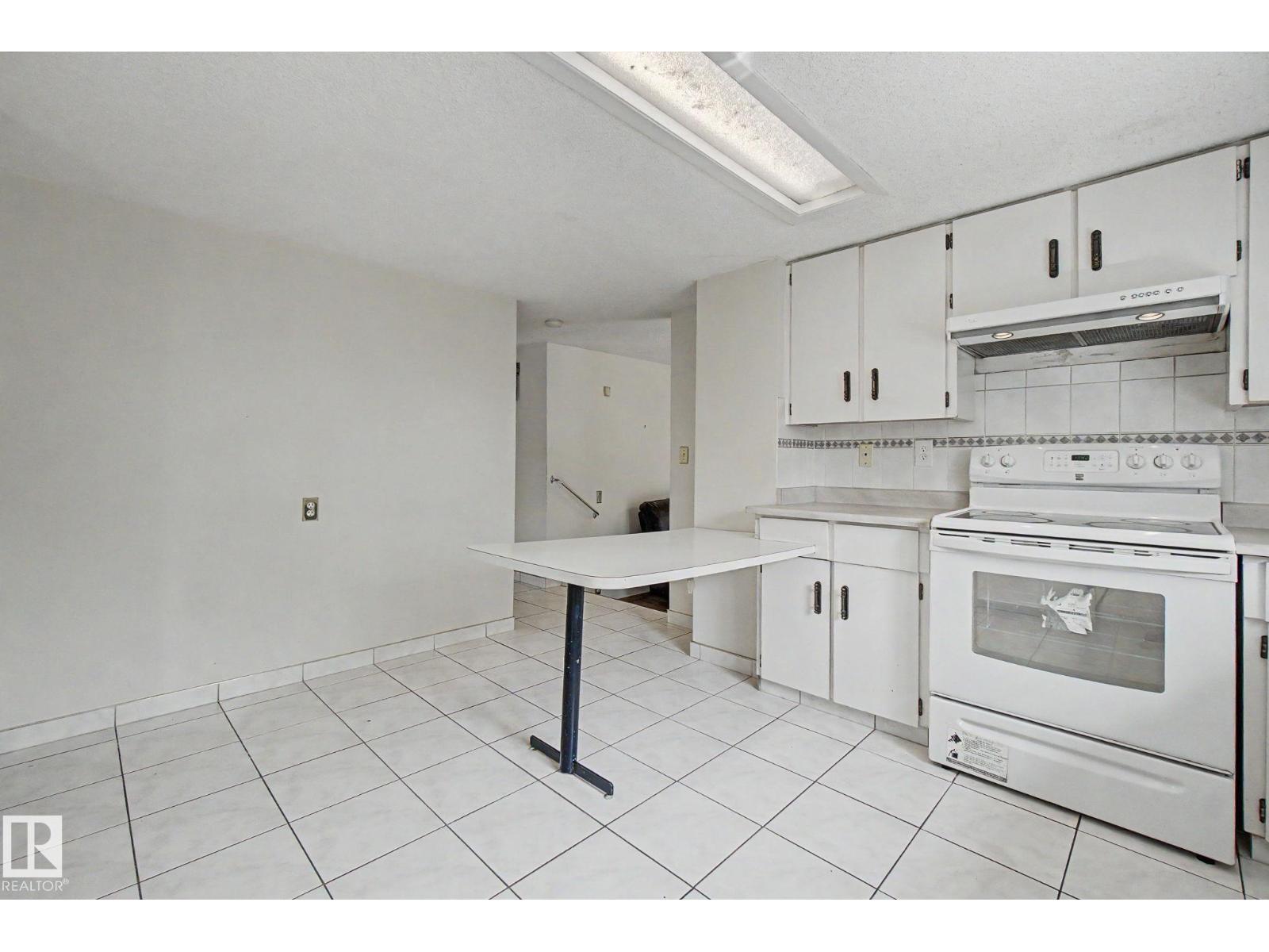 11127 23A AV NW - 18