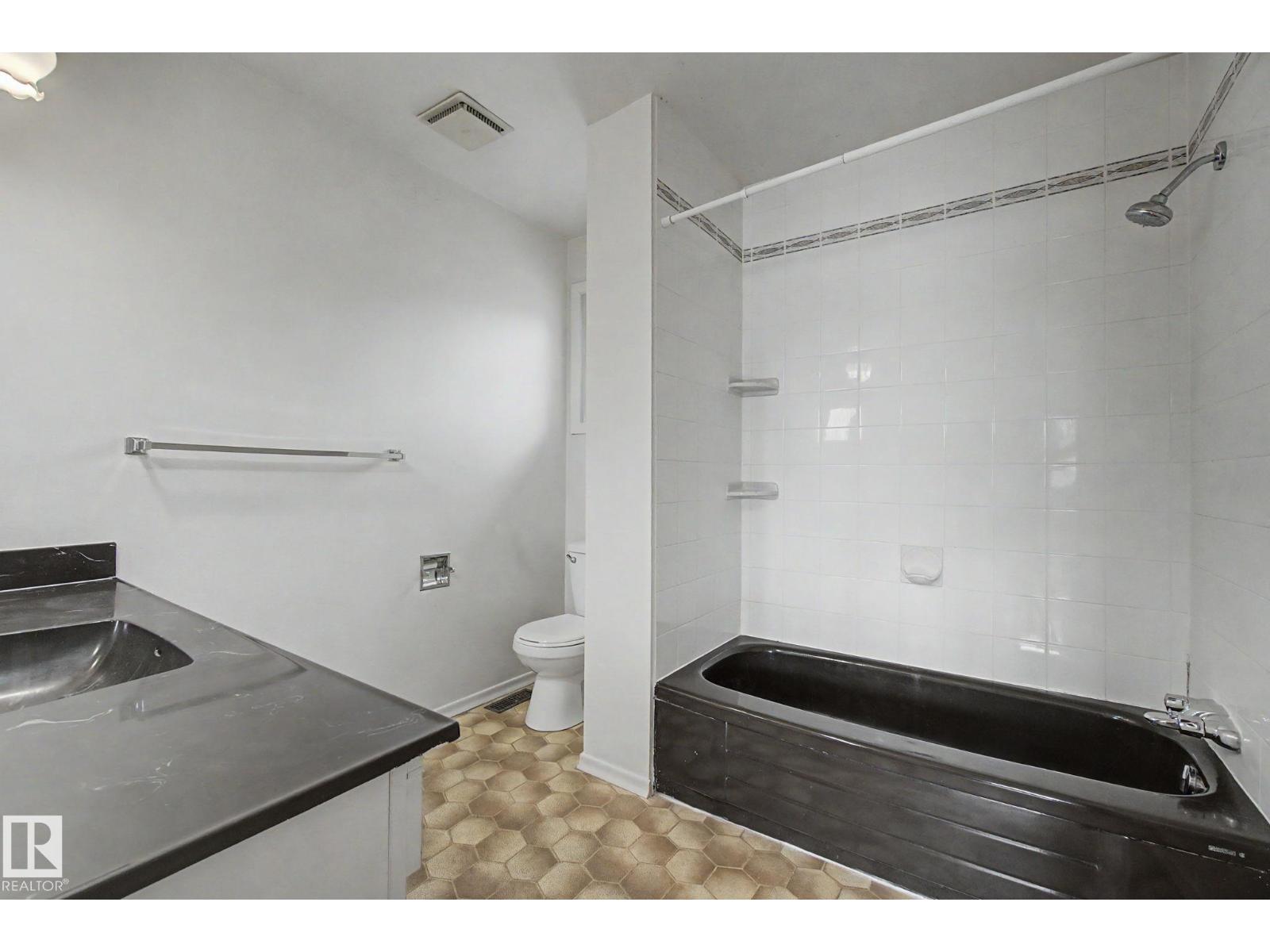 11127 23A AV NW - 35