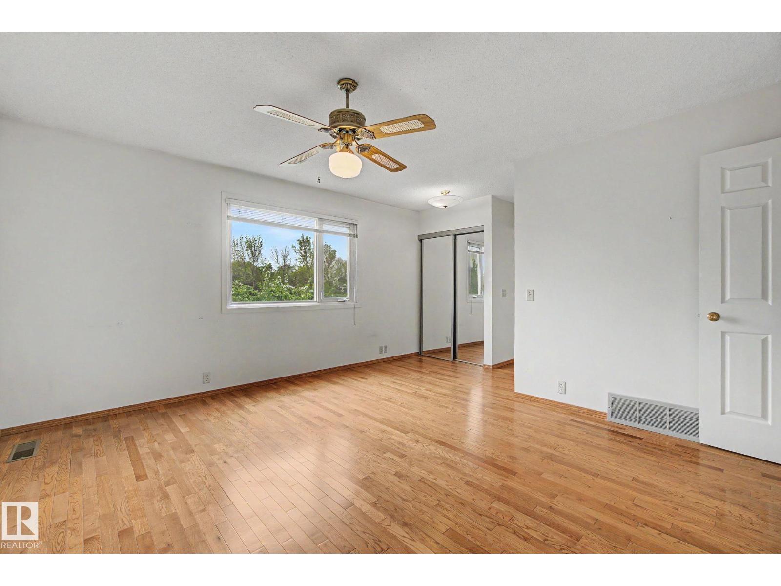 11127 23A AV NW - 42
