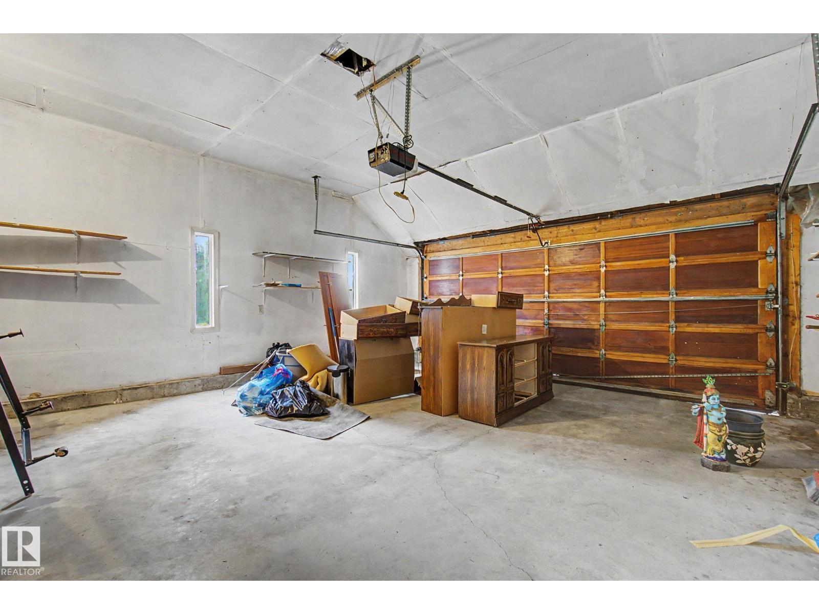 11127 23A AV NW - 53