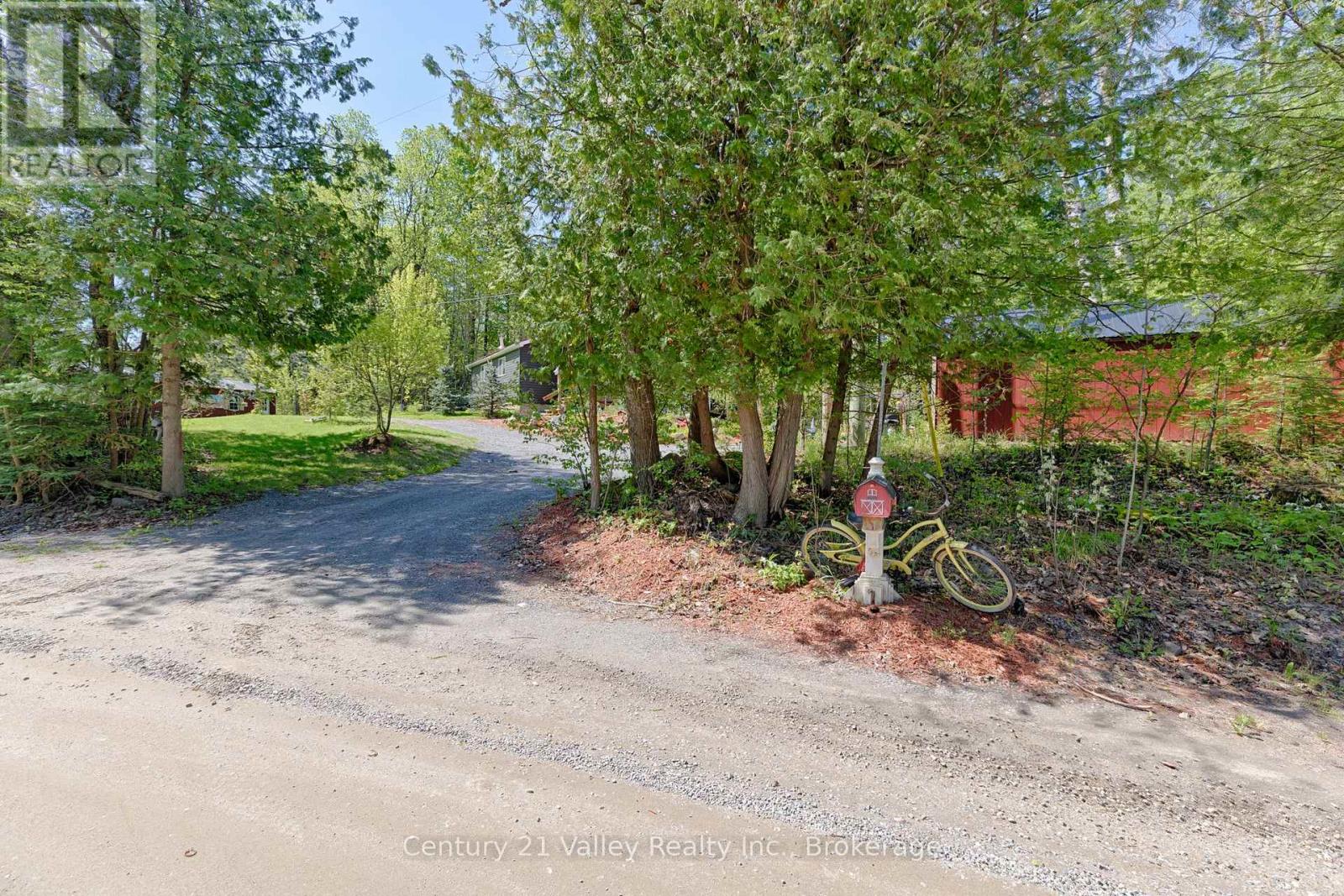 593 INGLIS ROAD - 11