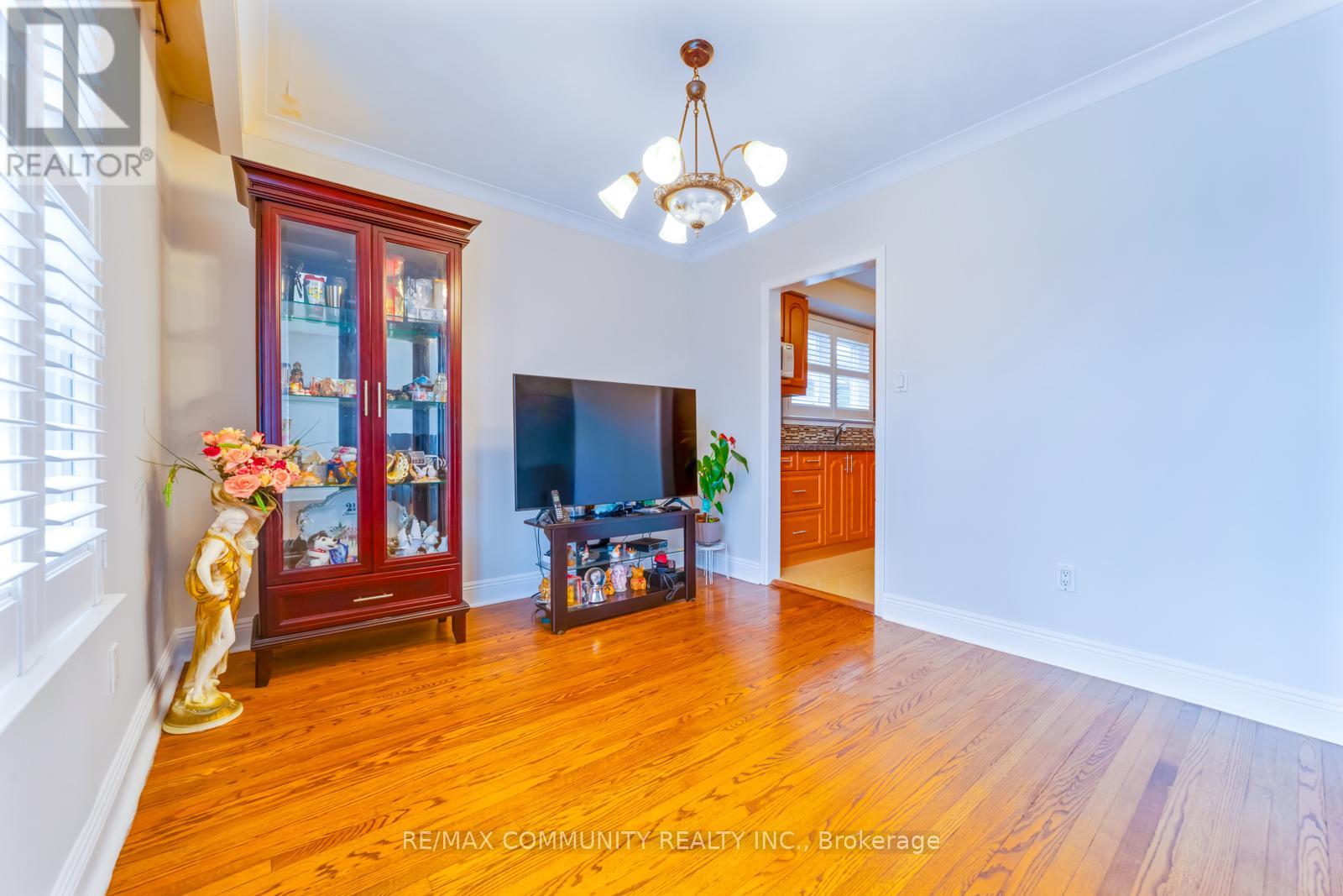 118 BRIMORTON DRIVE - 12