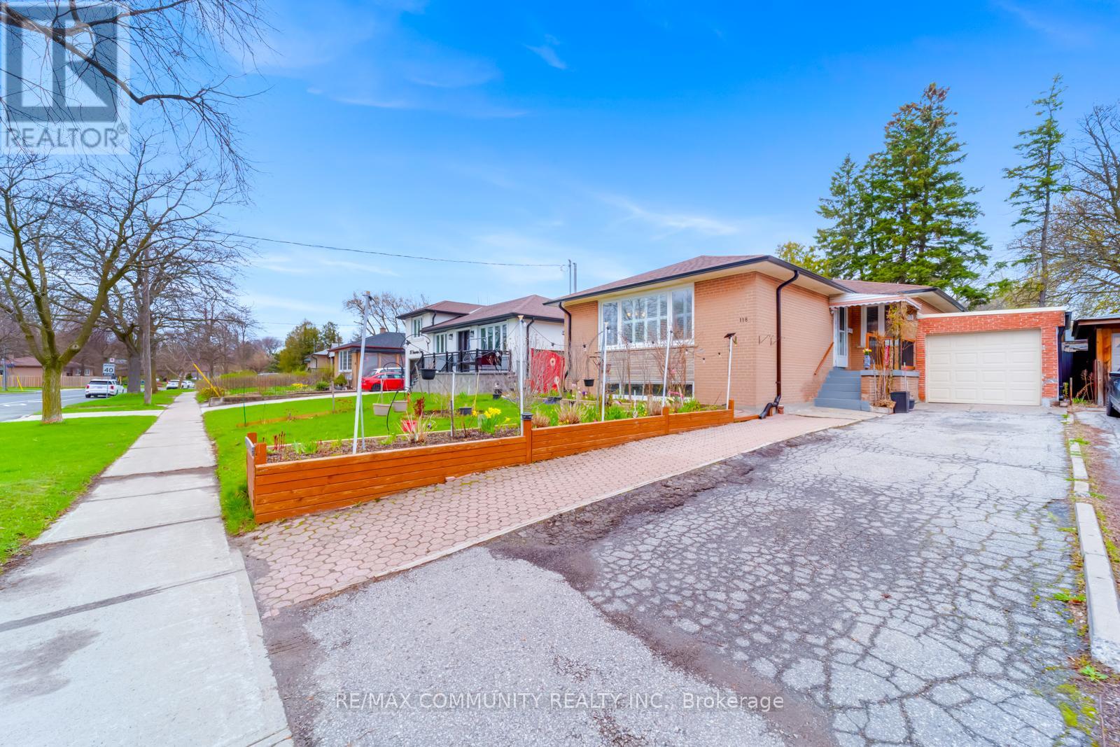 118 BRIMORTON DRIVE - Image 2