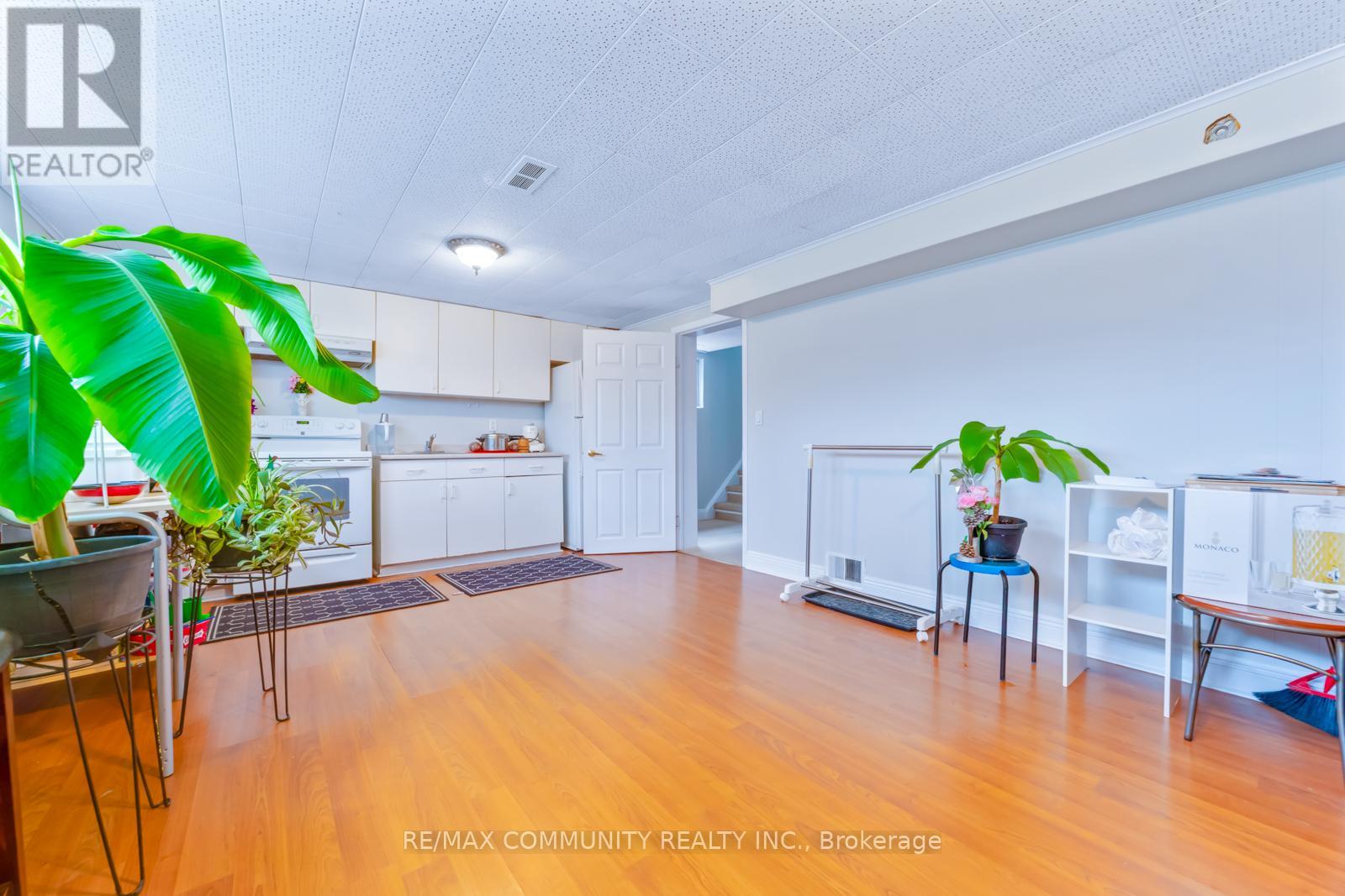 118 BRIMORTON DRIVE - 27