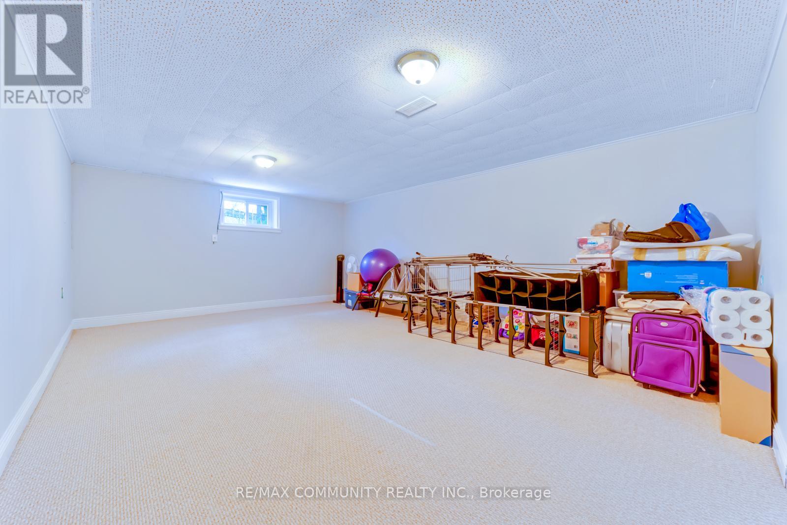 118 BRIMORTON DRIVE - 32