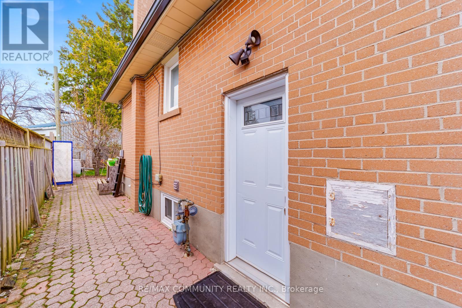 118 BRIMORTON DRIVE - 36