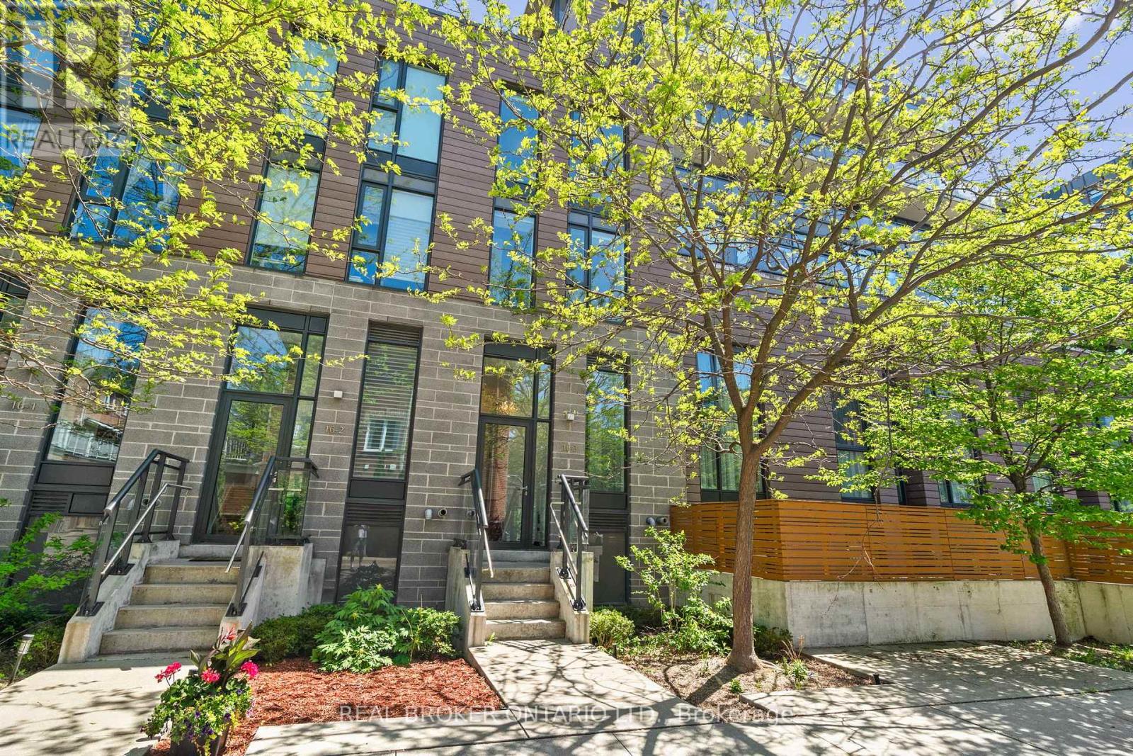Listing photo of TH3 - 16 FILMIC LANE