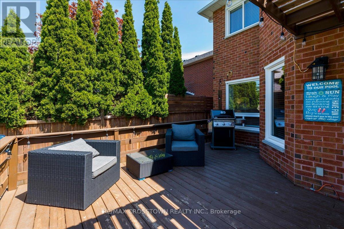 92 GOLDEN MEADOW ROAD - 32