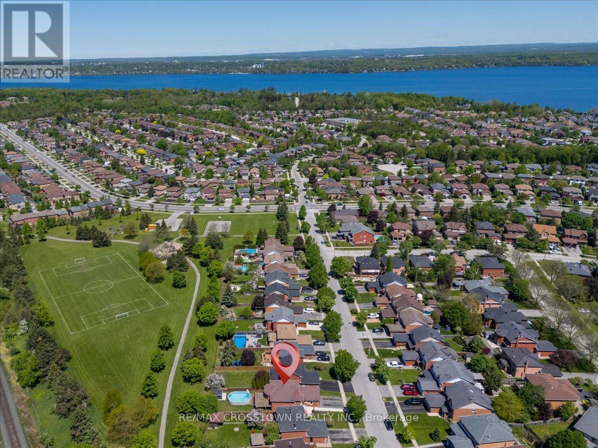 92 GOLDEN MEADOW ROAD - 41