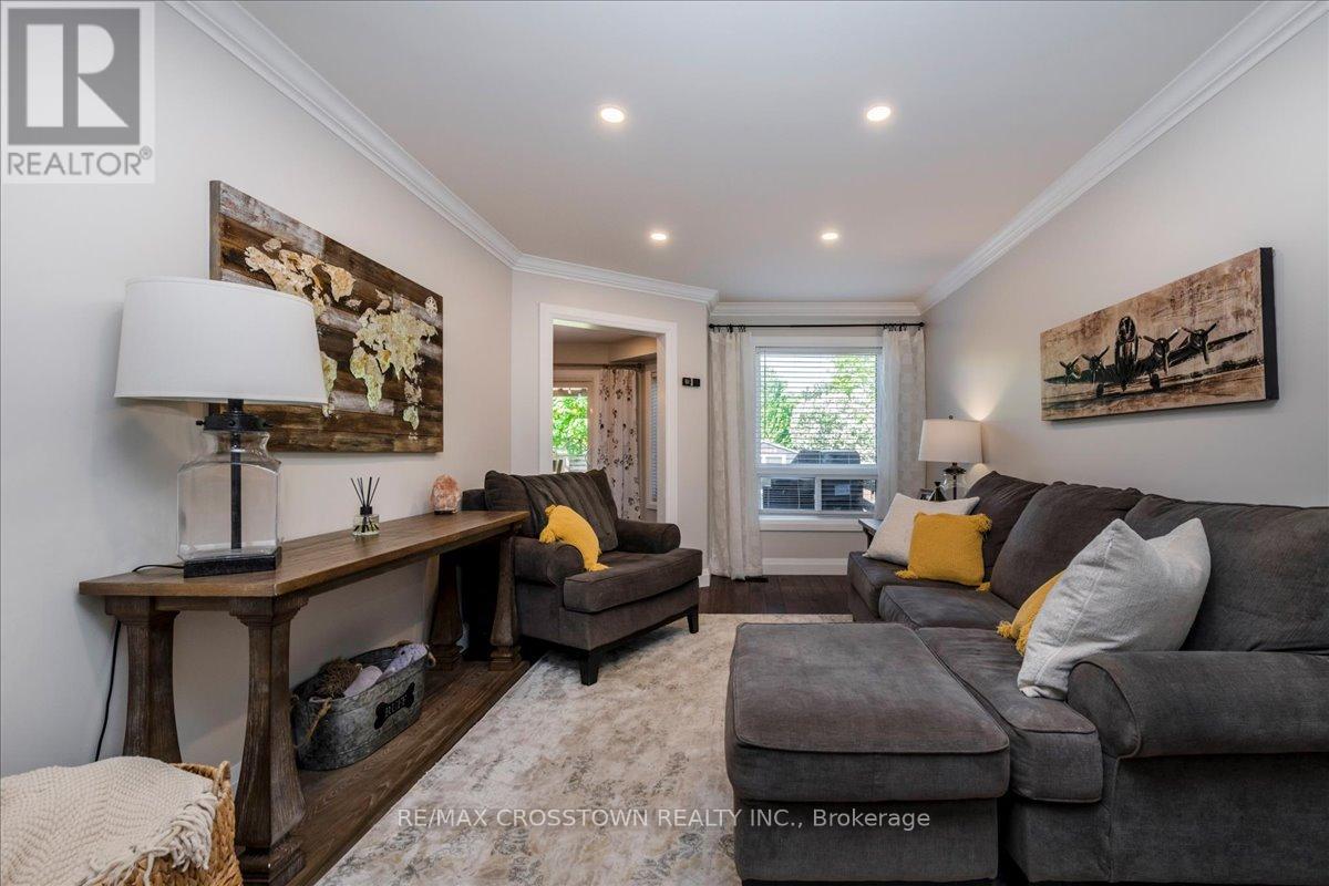 92 GOLDEN MEADOW ROAD - 6