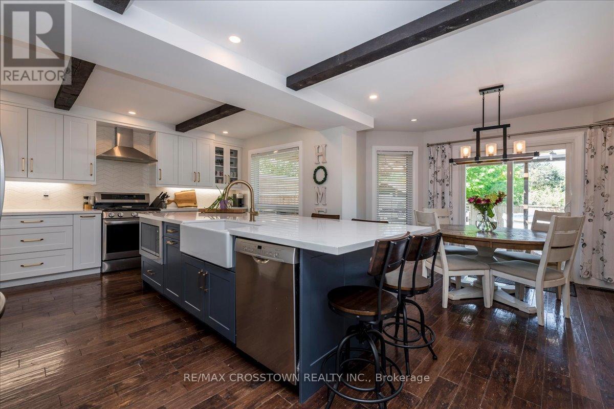 92 GOLDEN MEADOW ROAD - 8