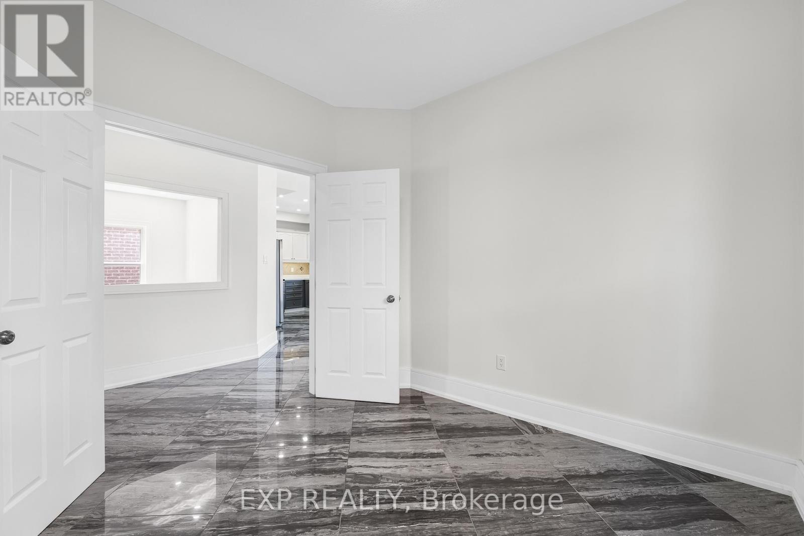 24 JESSICA DRIVE - 16