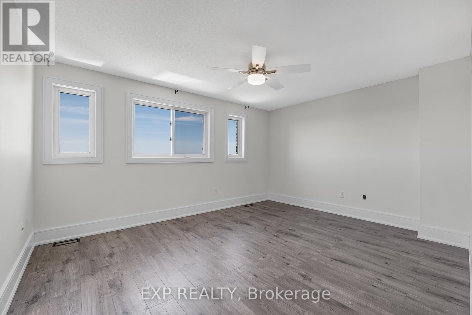 24 JESSICA DRIVE - 24