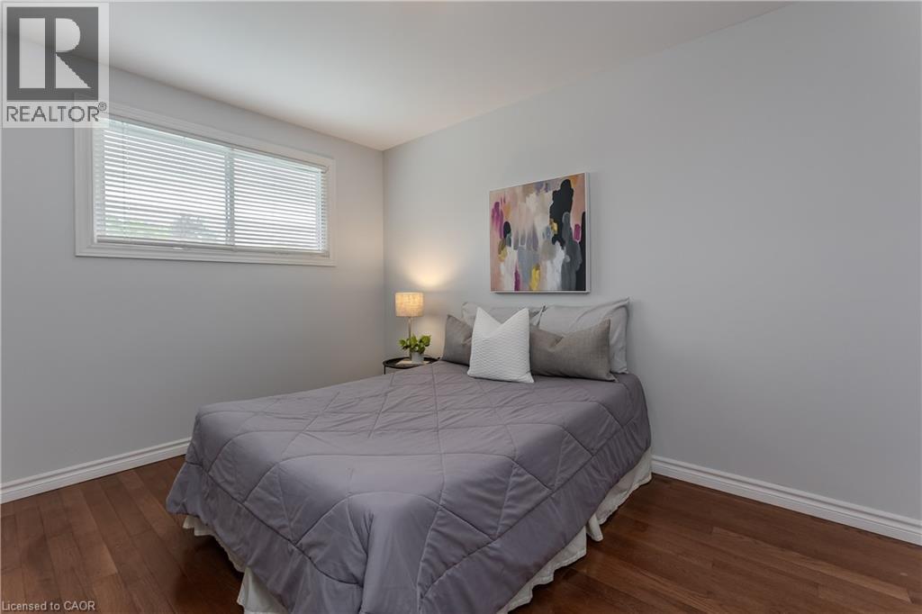 3125 MICHAEL Crescent - 15