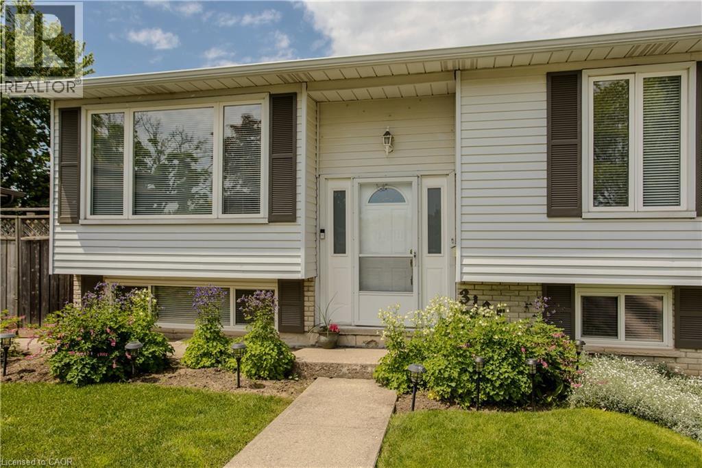 3125 MICHAEL Crescent - 29