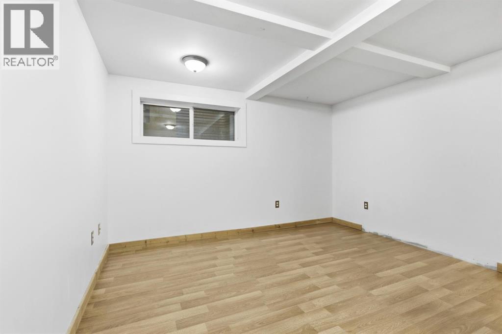 134 32 Avenue NE - 29