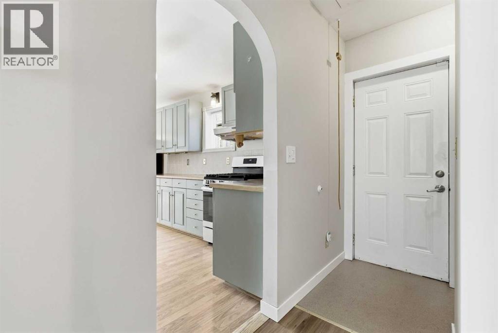 134 32 Avenue NE - 14