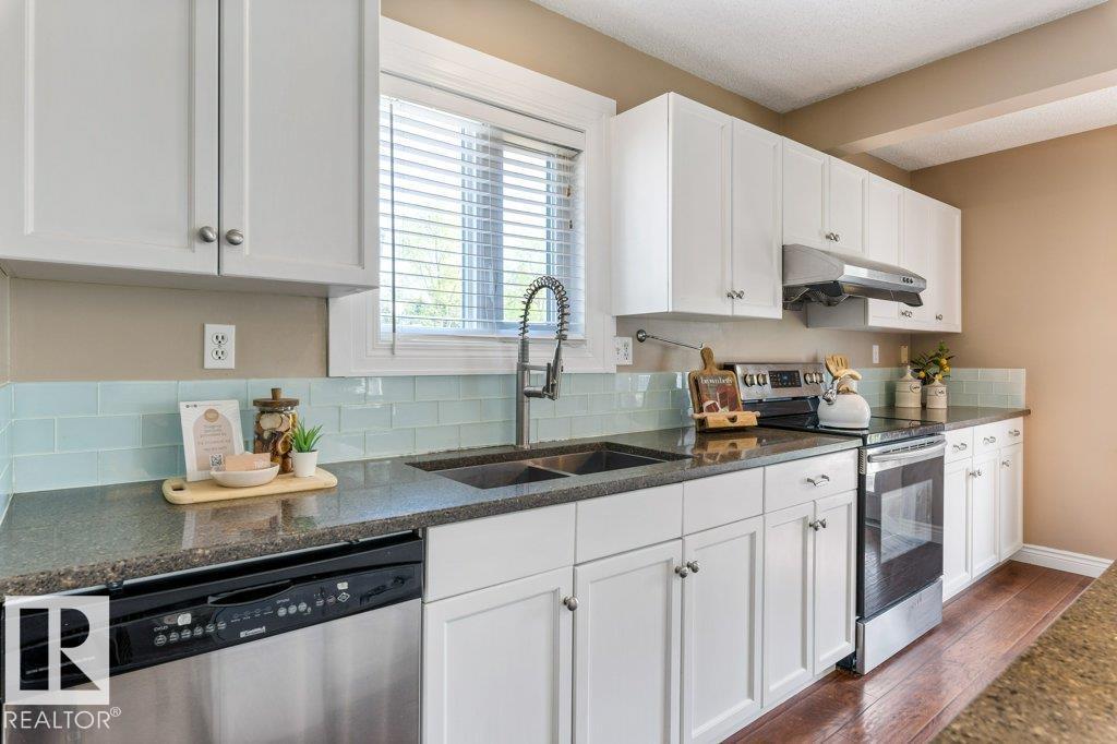 1119 Potter Greens NW - 11