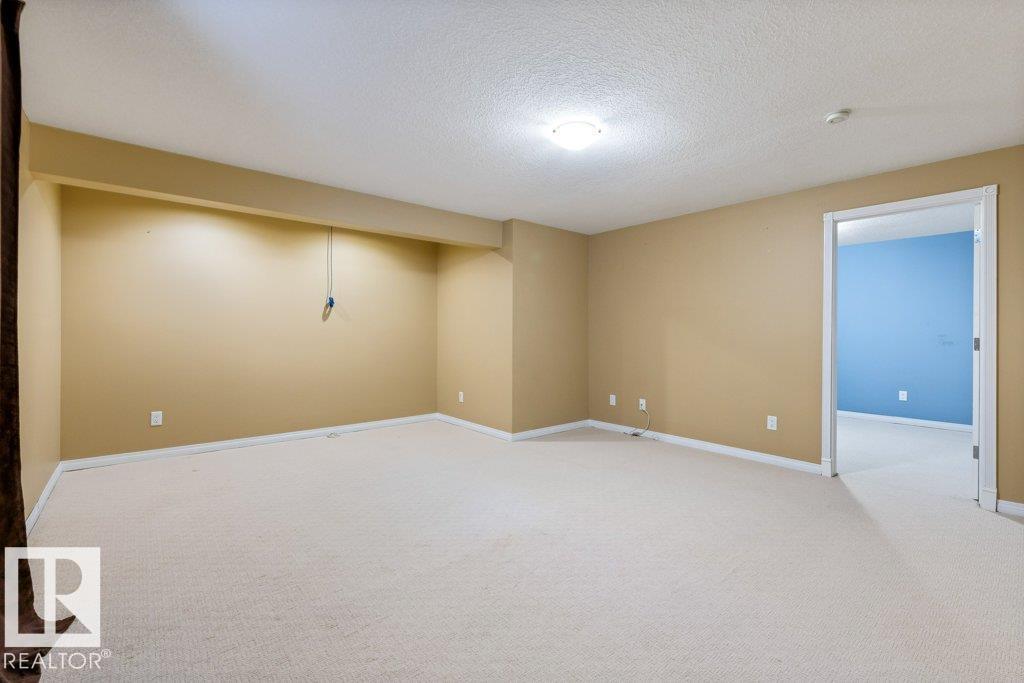1119 Potter Greens NW - 33