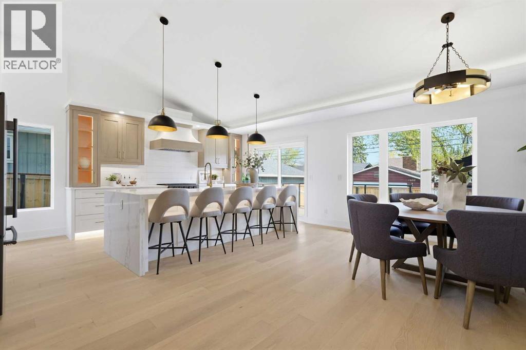 60 Lake Lucerne Close SE - 15