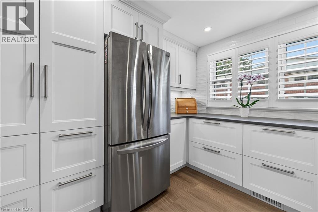 #4 91 LIVINGSTON Avenue - 7