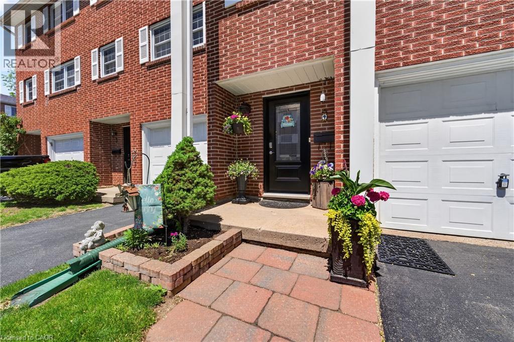 #4 91 LIVINGSTON Avenue - 24