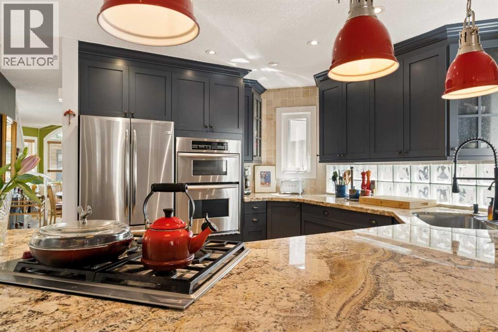 2235 27 Street SW - 13