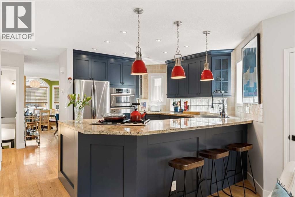 2235 27 Street SW - 10
