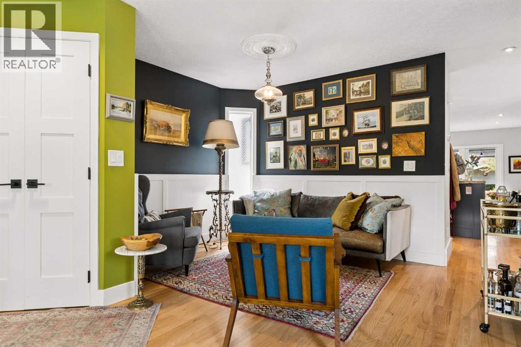 2235 27 Street SW - 8
