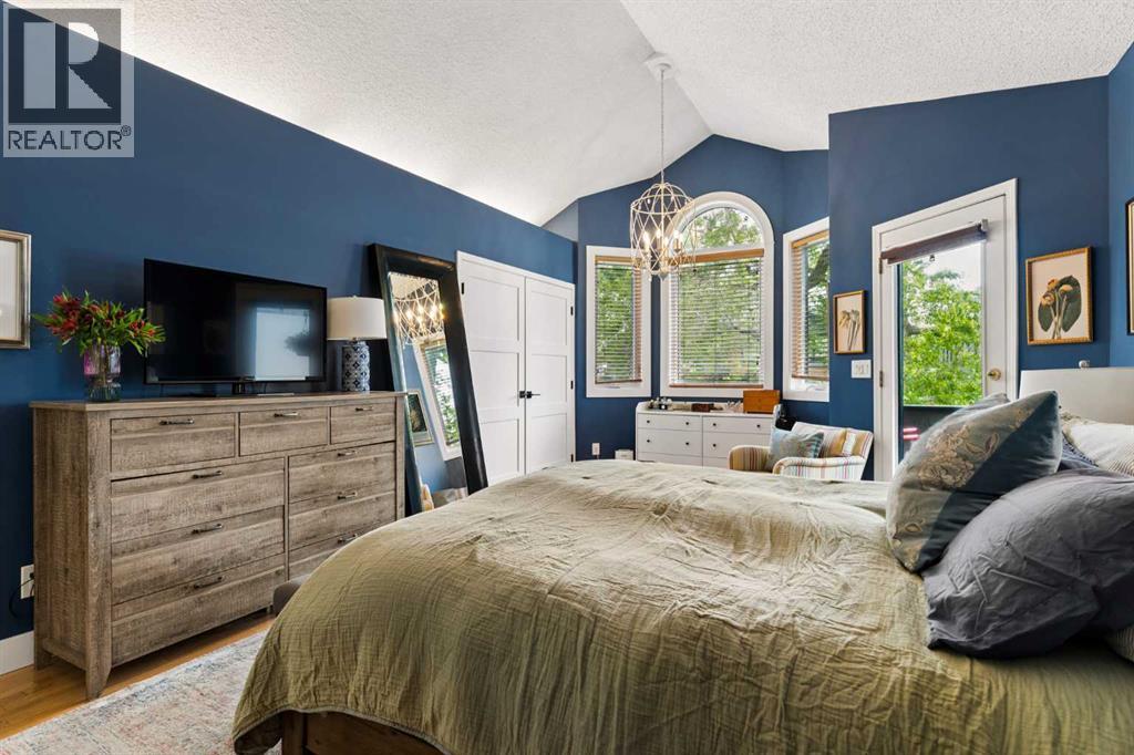 2235 27 Street SW - 27